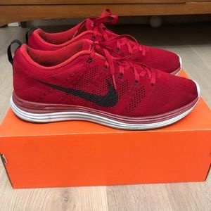 Mens Nike flyknits size 10.5